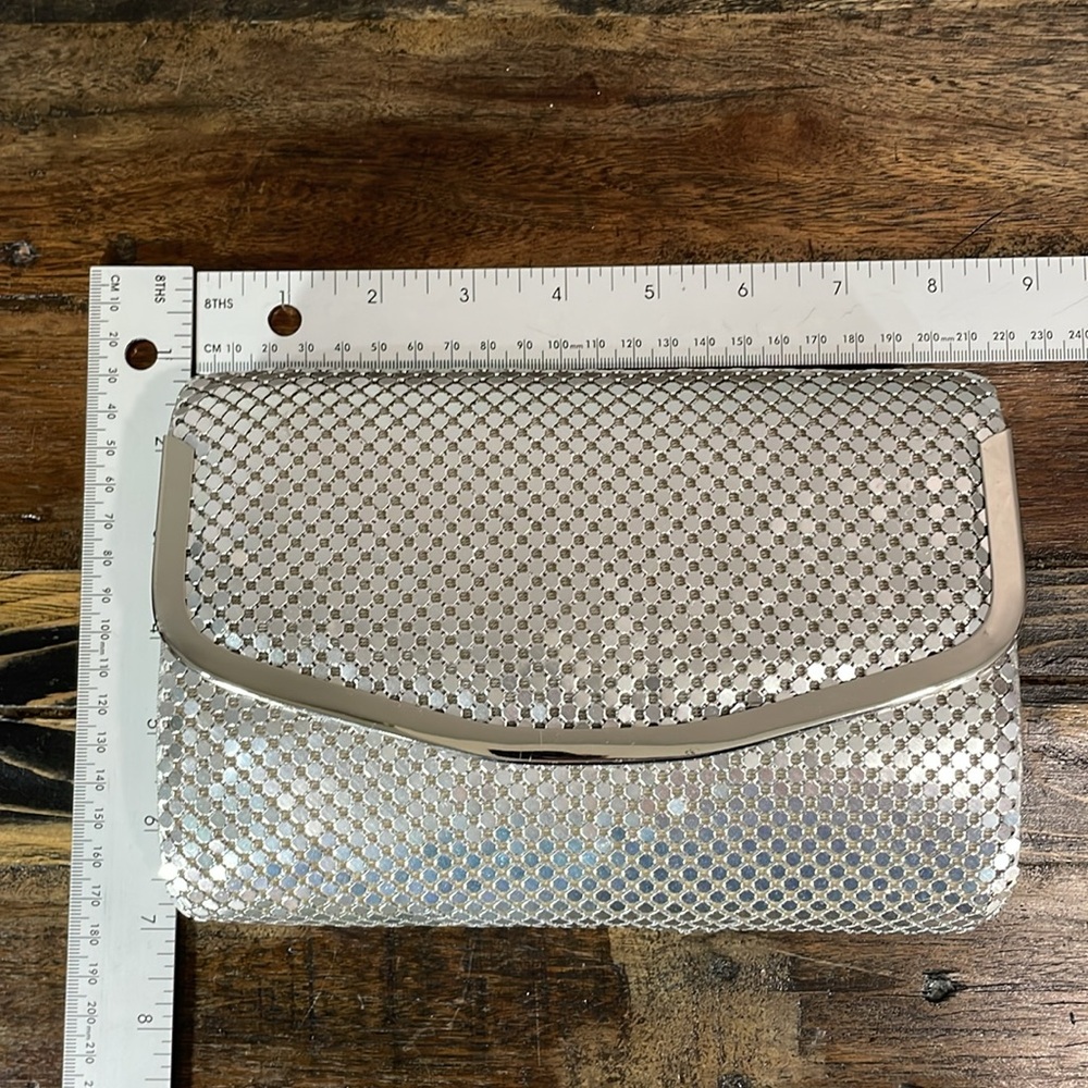 Mind Handbags Incorporated shiny silver clutch purse with chain - some staining - Picture 3 of 17